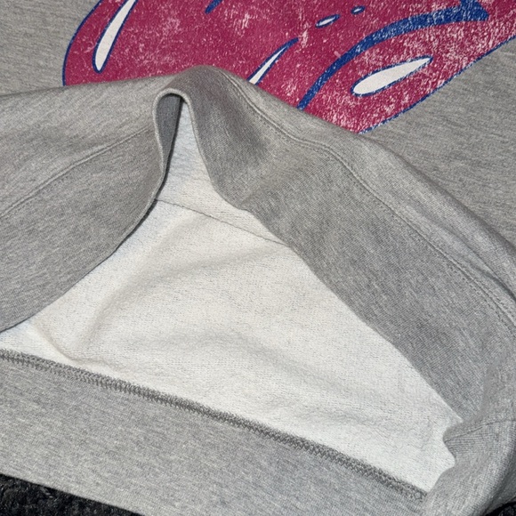 Gray Sweater with Pink Rolling Stones Logo Size Small - Picture 5 of 5